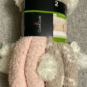 Cuddl Duds Plushfill slipper socks 2 pack
